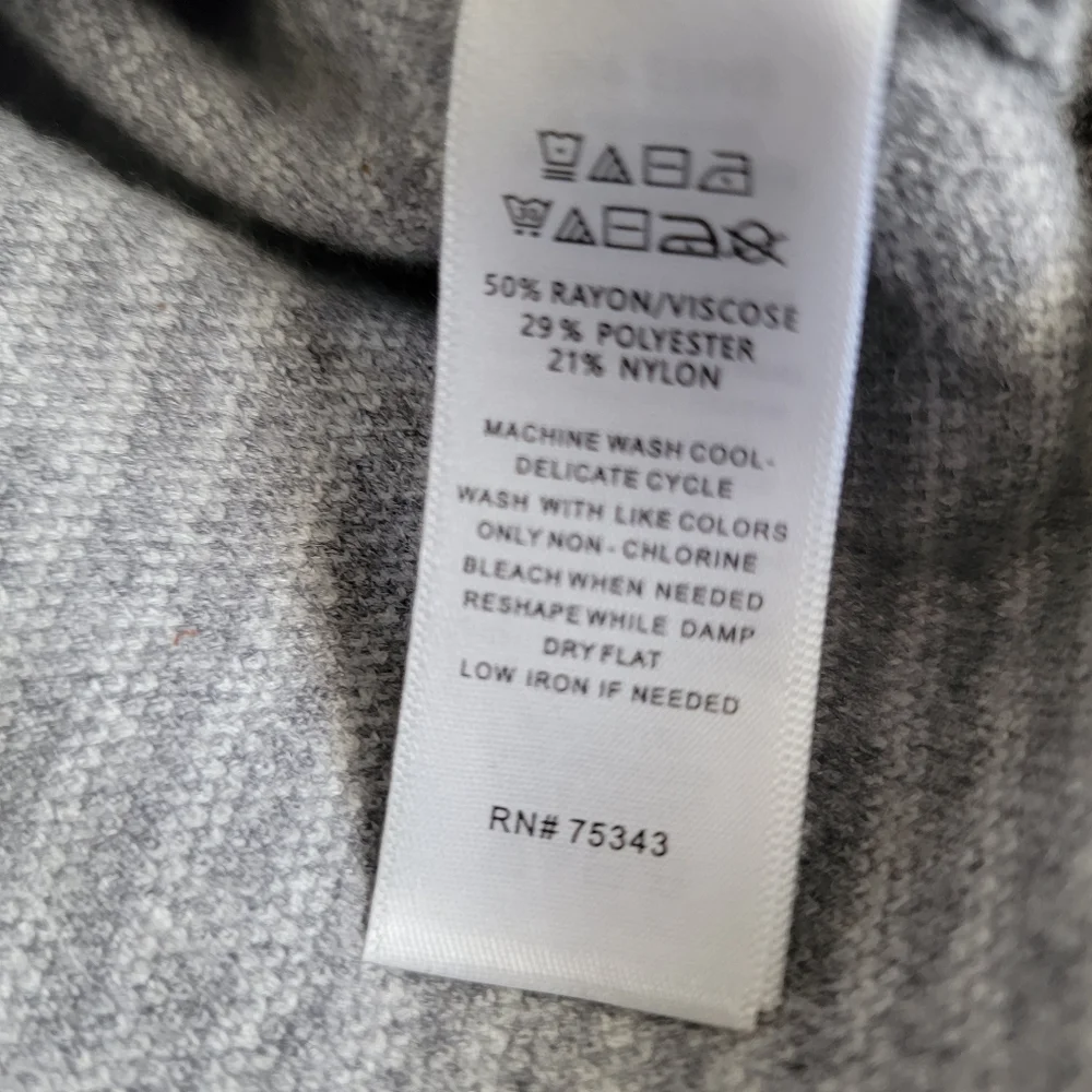 2/$20 Cynthia Rowley Striped Mick Neck Sweater S - Picture 12 of 13